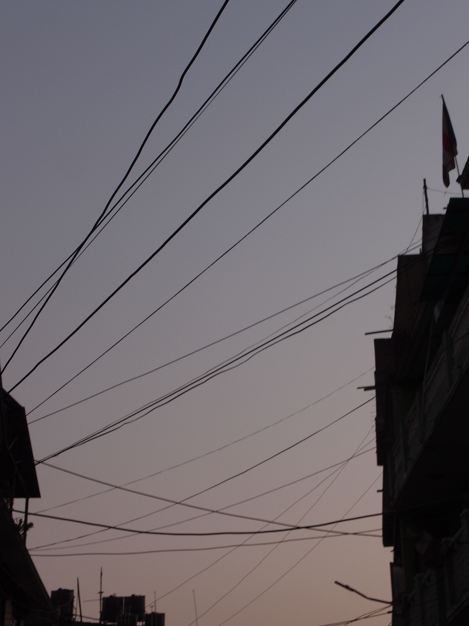 2018-01-15 18 Uhr - Drähte & Tonga (Foto) 